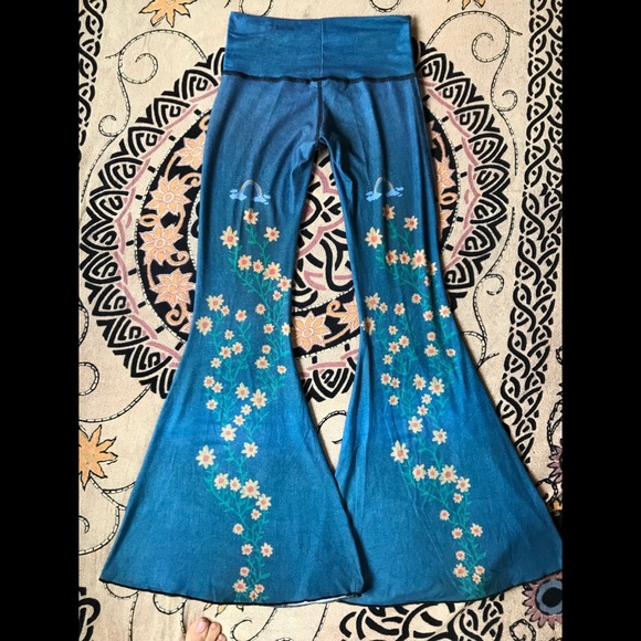 woodstock bell bottoms